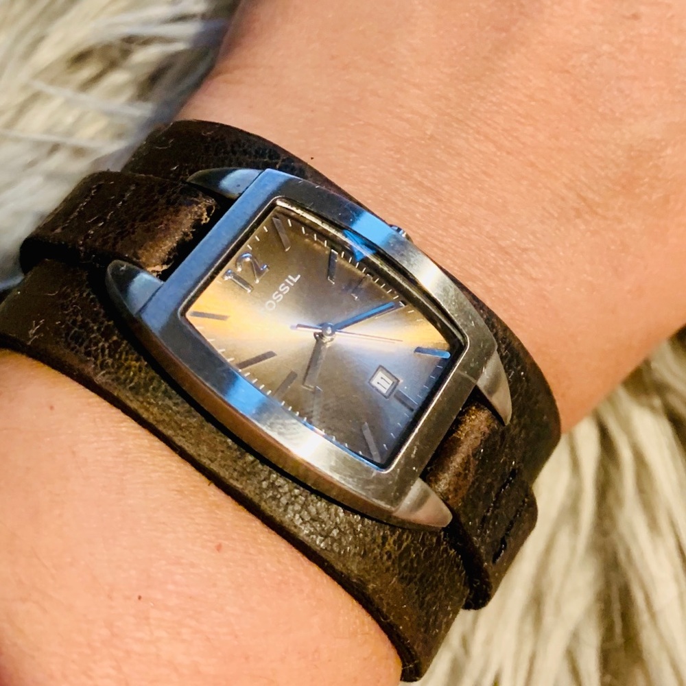 Fossil vintage cuff watch dark brown
